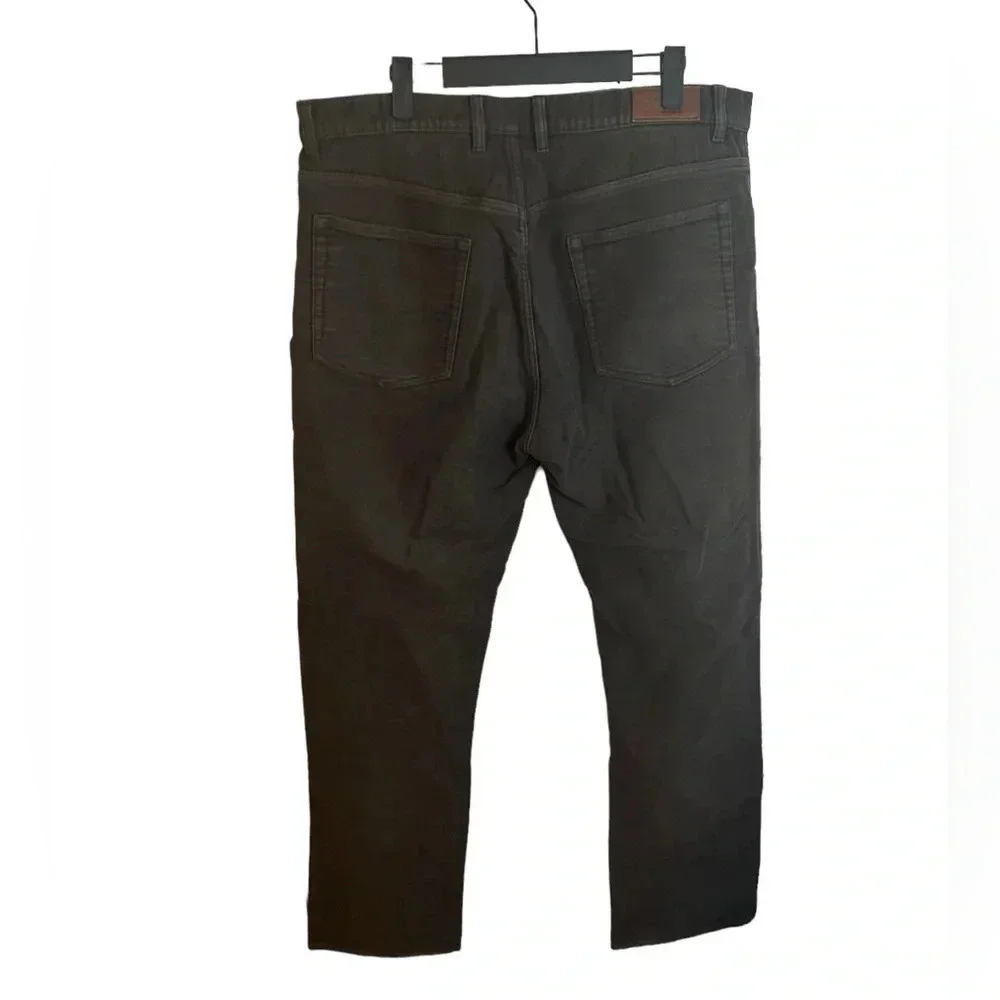 RODD & GUNN MENS DARK BROWN RELAXED FIT PANTS